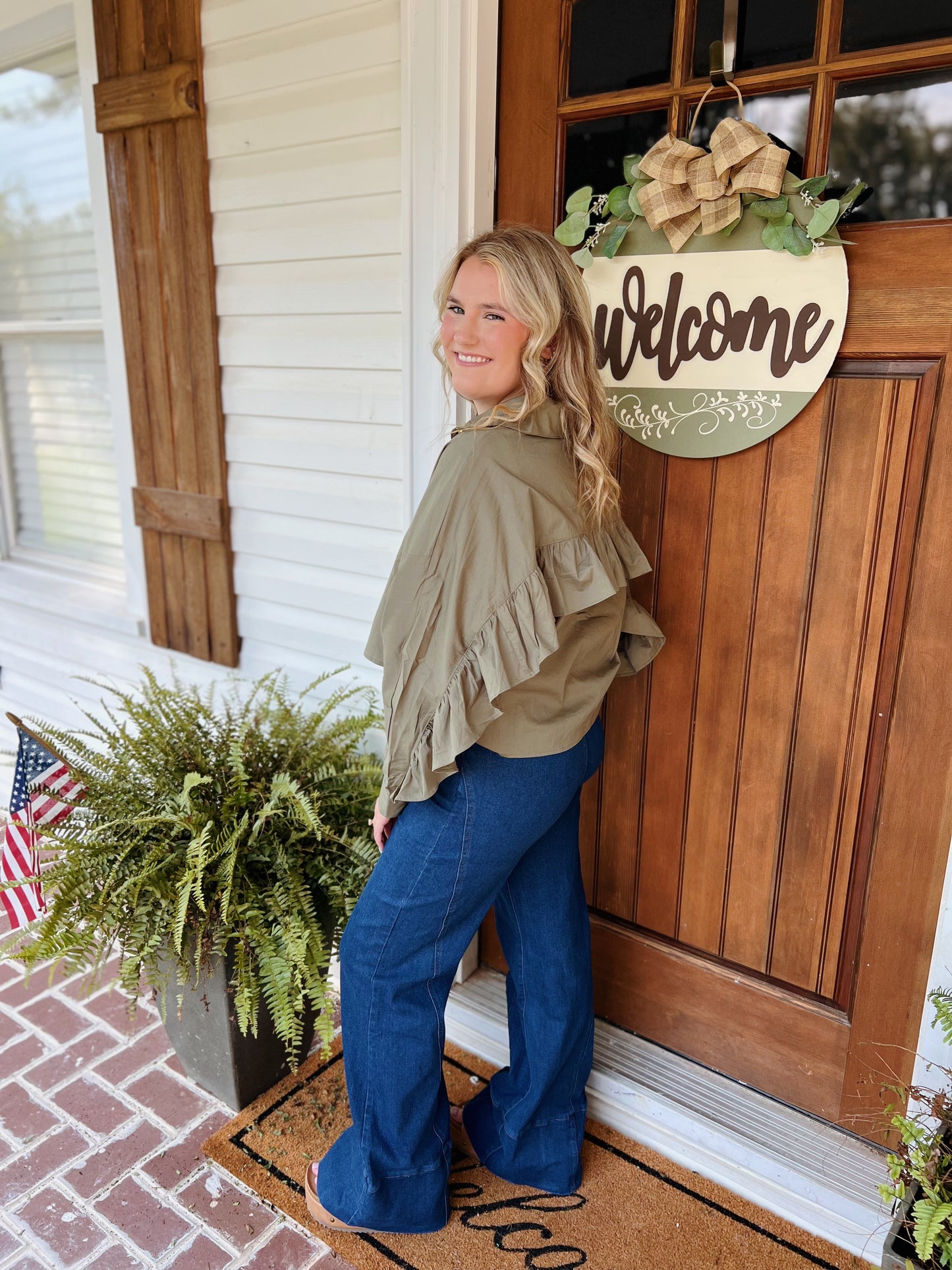 Poplin Ruffle Back Button Up Top