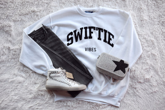 SWIFTIE VIBES SWEATSHIRT