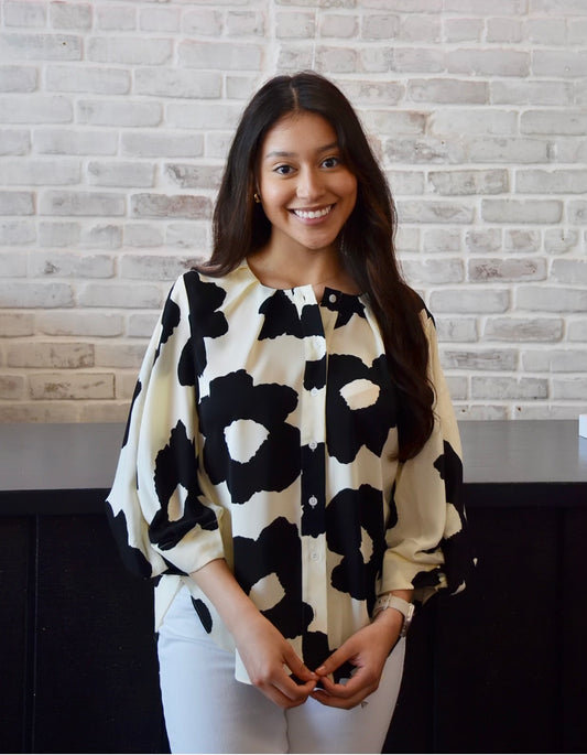 BLACK AND WHITE BLOUSE