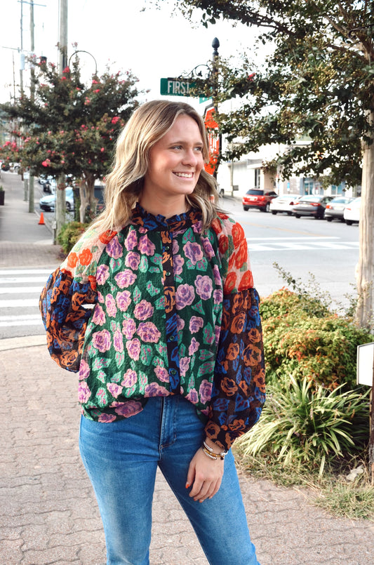 FLORAL BUTTON TOP