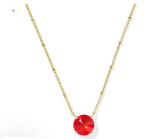 KENDRA SCOTT- Jolie Short Pendant Necklace in Red Illusion